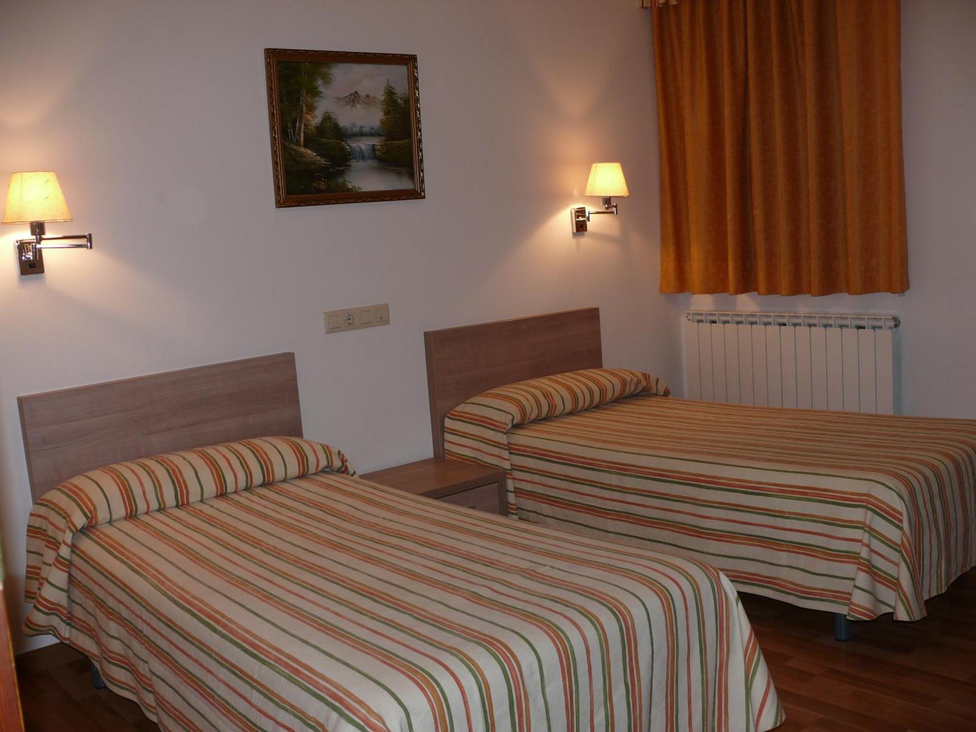 Hostal Muntanya Artesa de Segre 外观 照片